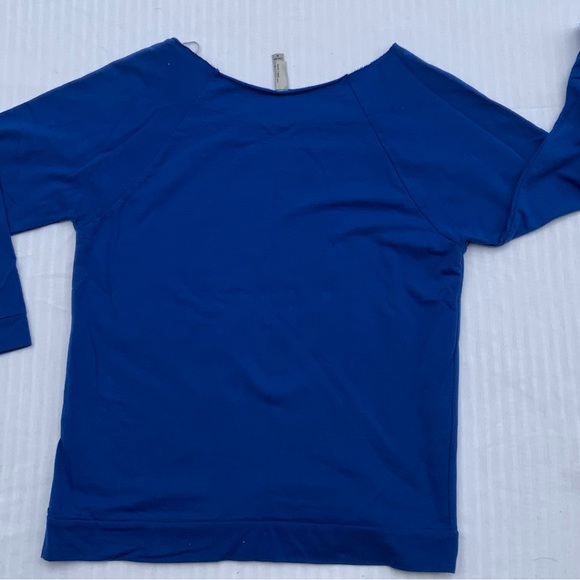 Scoop neck Light sweatshirt from Next Level - Picture 4 of 4